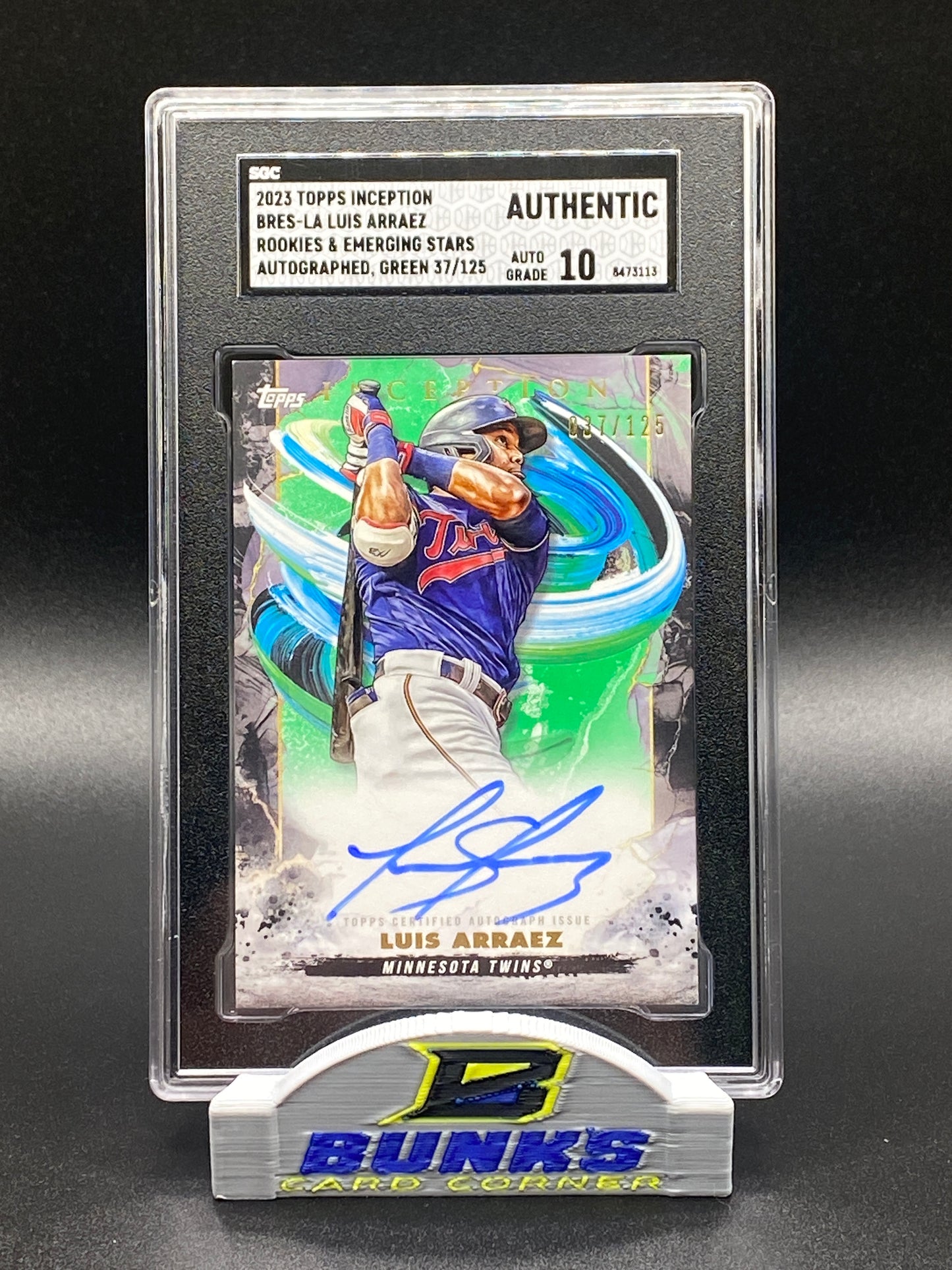 2023 Luis Arraez AUTOGRAPHED 37/125 (Box B2)
