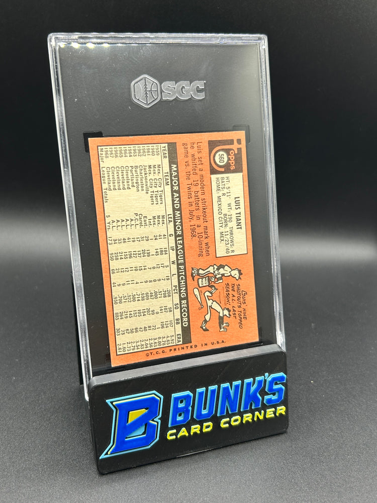 1969 Luis Tiant Topps #560 SGC 6