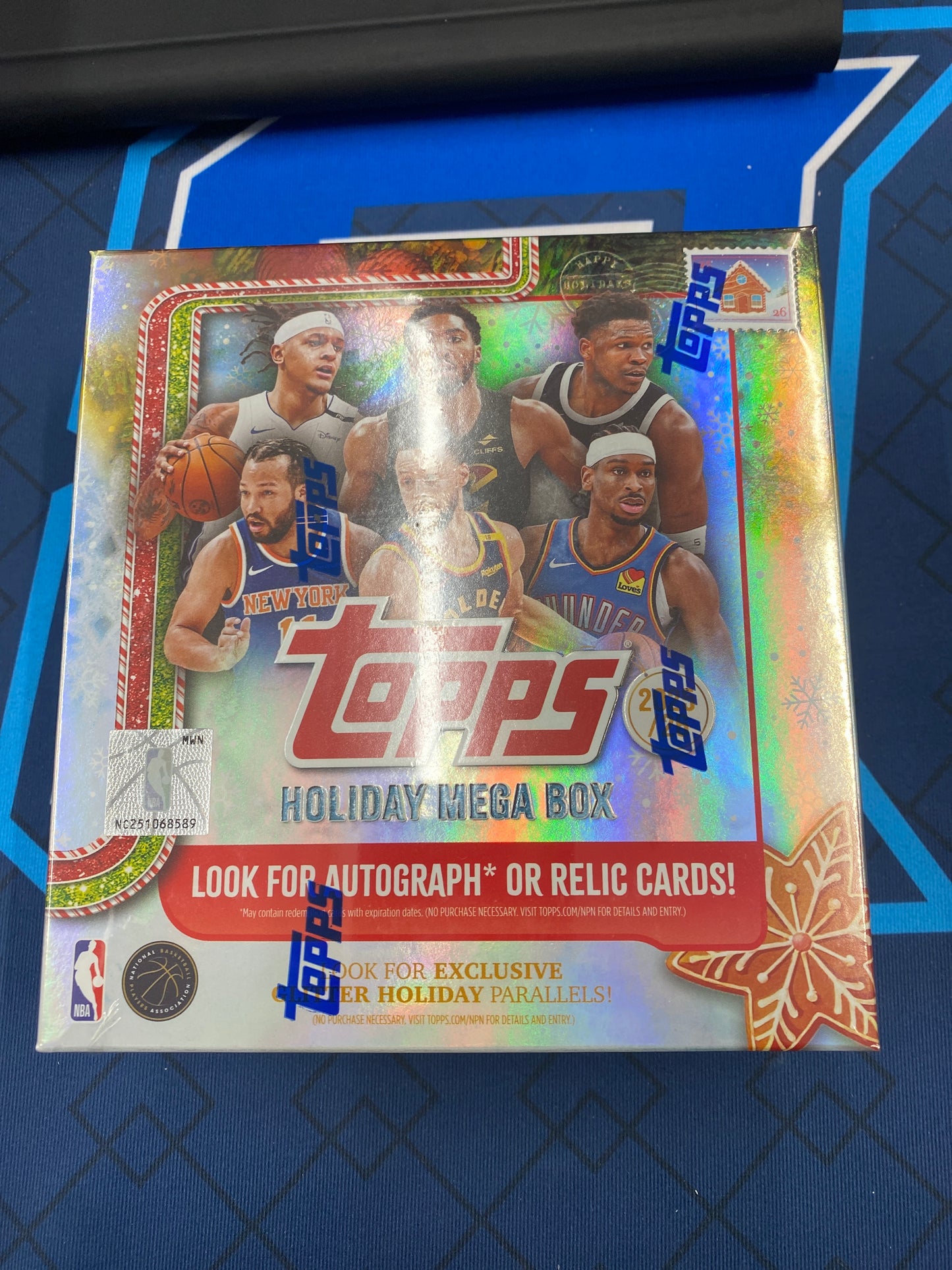 2025-26 TOPPS NBA Holiday Mega Box