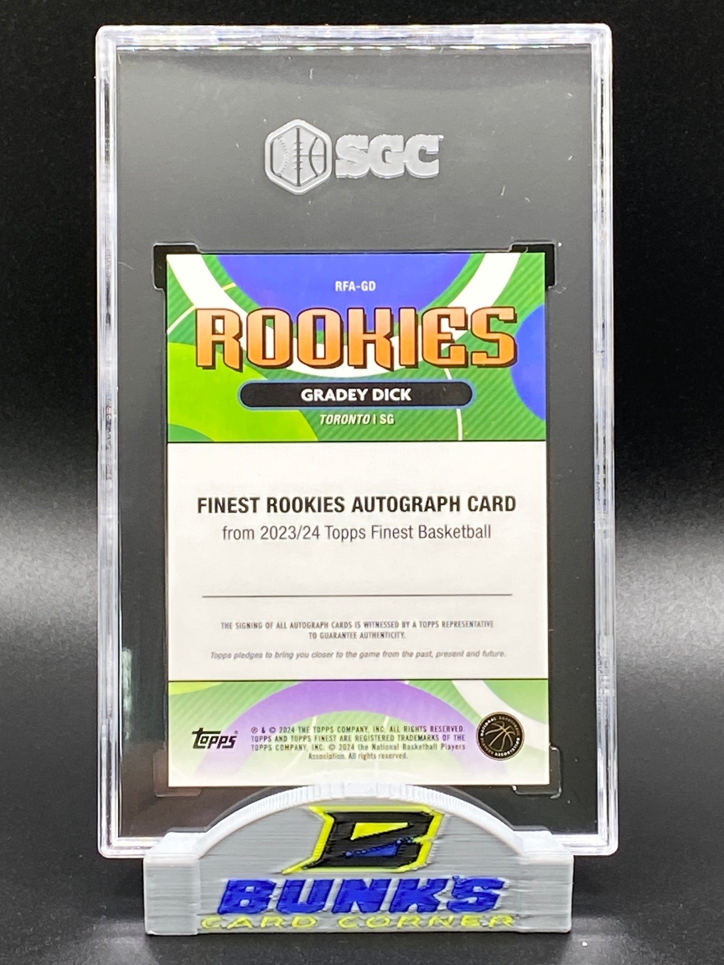 2023-24 Gradey Dick AUTOGRAPHED Gold Refractor 39/50 (Box B6)