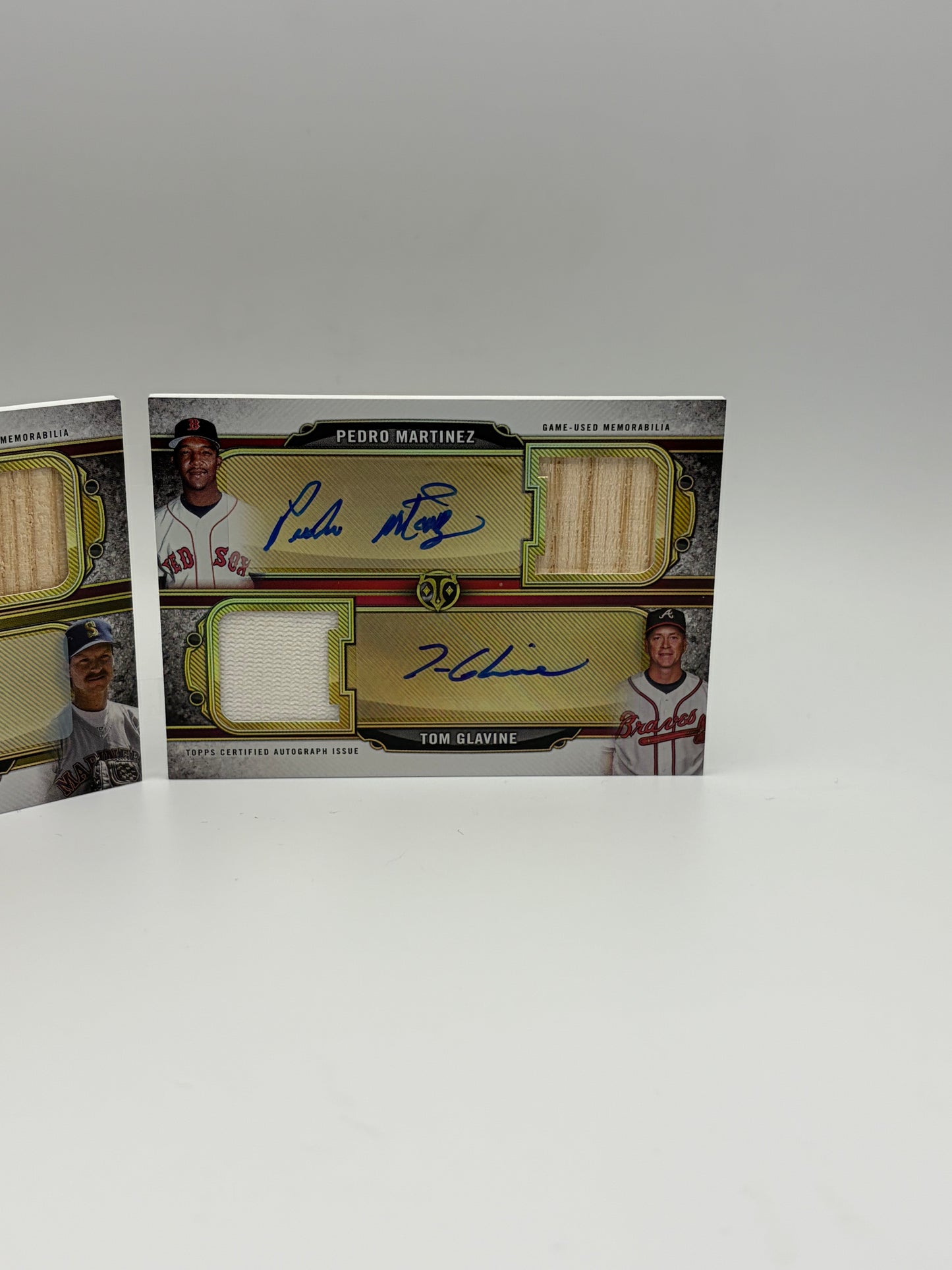 Autograph Deca Relic Combo Book