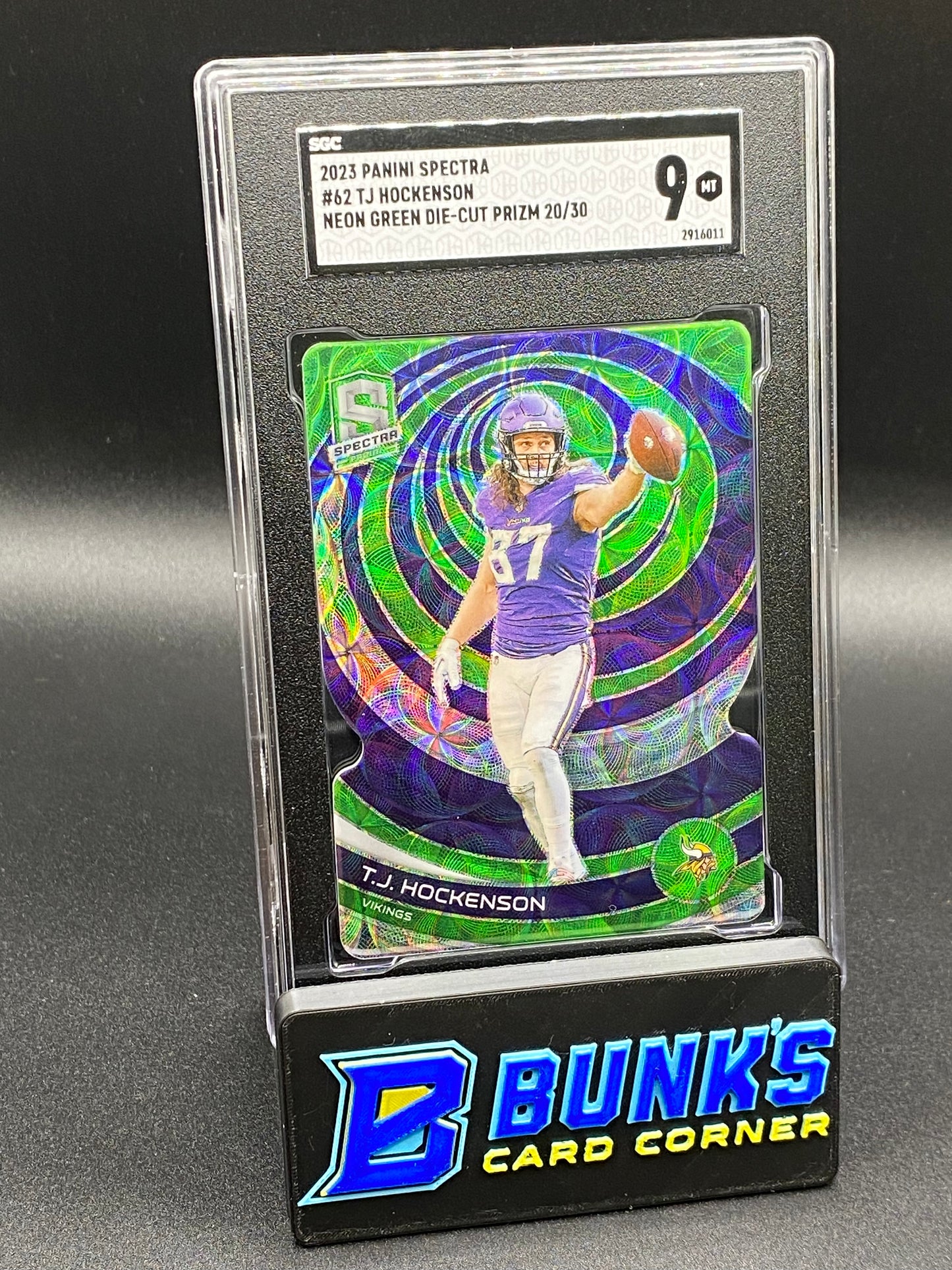 2023 TJ Hockenson Neon Green Die-Cut Prizm SGC 9 (Box A13)