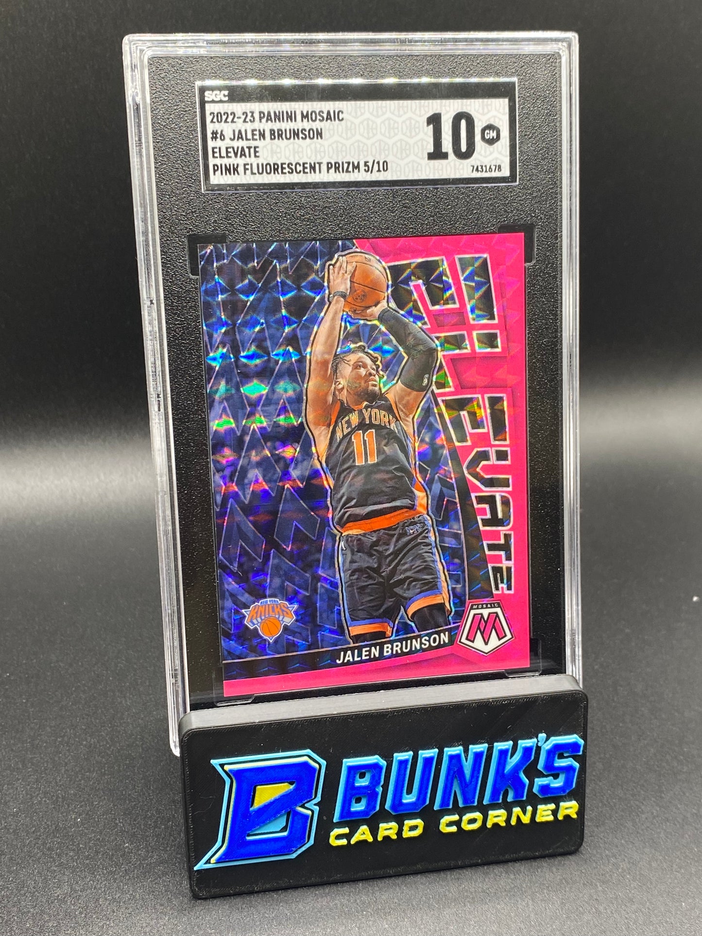 2022-23 Jalen Brunson Elevate Pink Fluorescent Prizm SGC 10