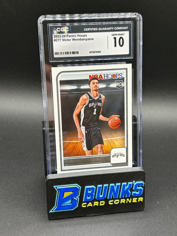 2023-24 Victor Wembanyama Panini Hoops CGC 10