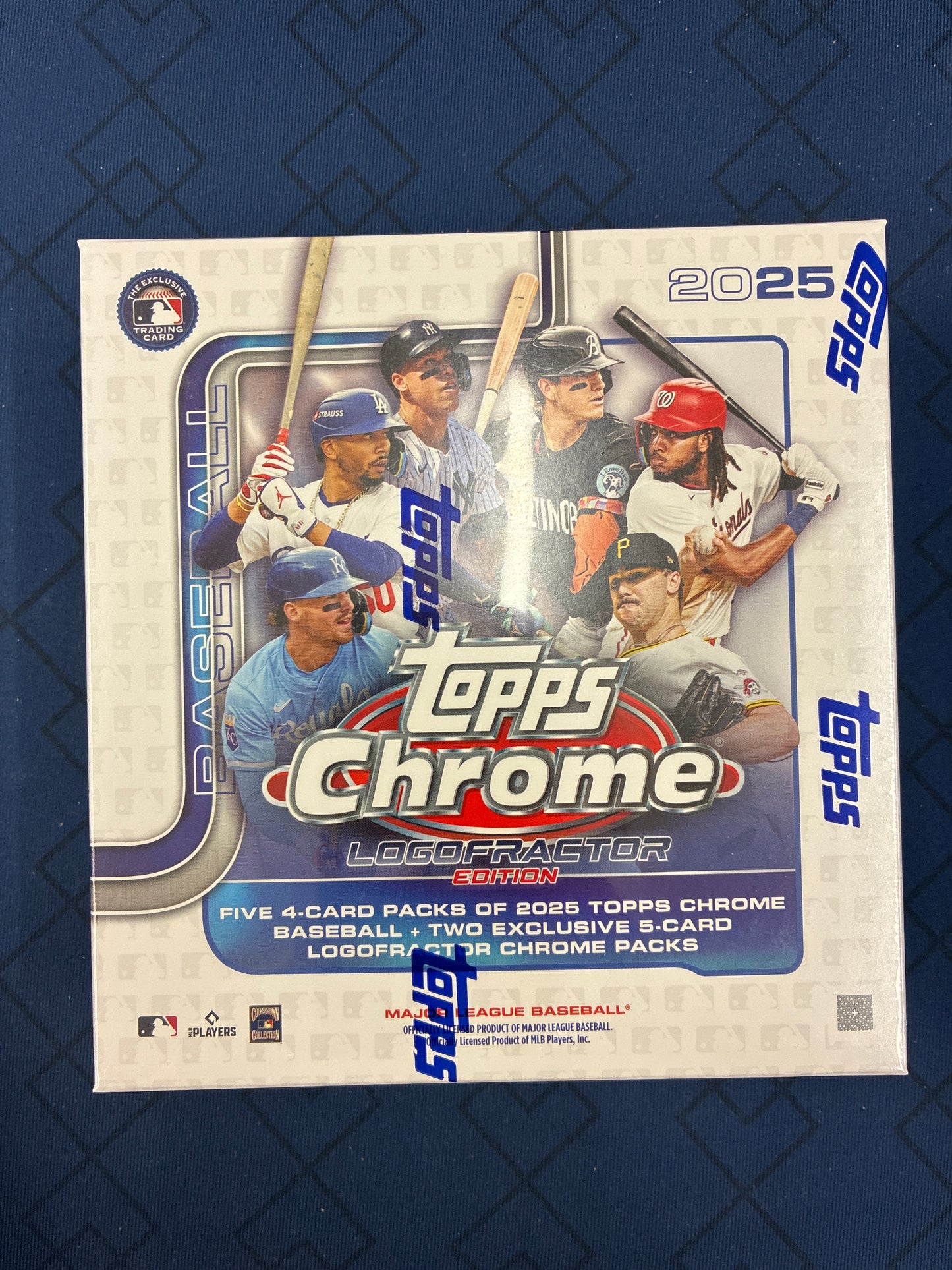 Topps Chrome 2025 Logofractor