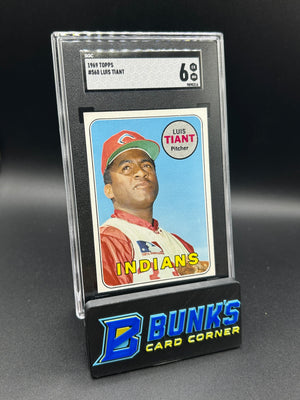 1969 Luis Tiant Topps #560 SGC 6