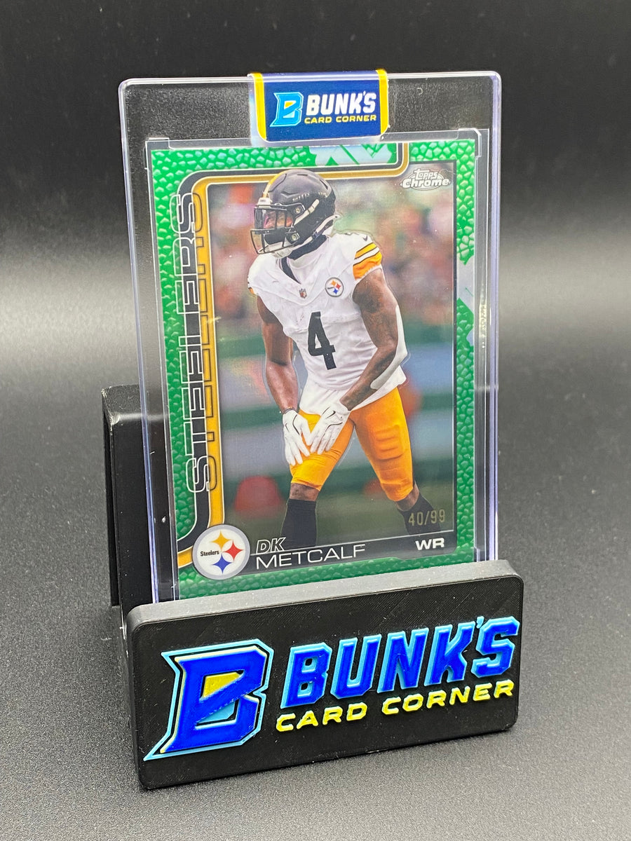 2025 DK Metcalf Topps Chrome Green Scale 40/99