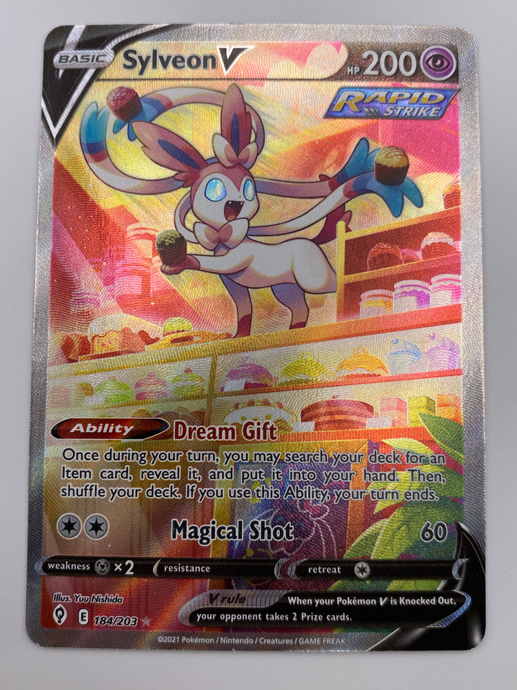 Sylveon V Alt Art Evolving Skies NM