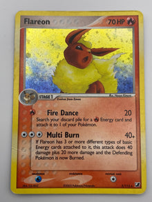 Flareon Holo Unseen Forces MP/HP
