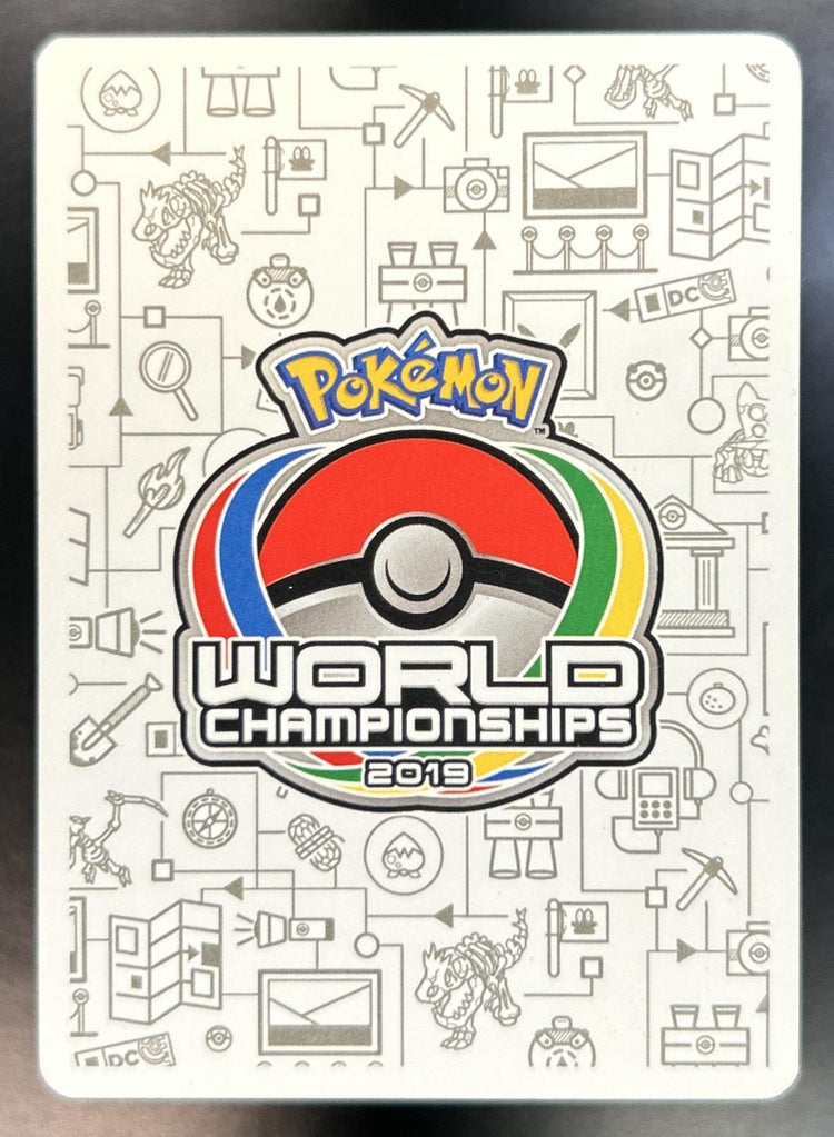 Reshiram & Charizard Tag Team Sun Moon Unbroken Bonds World Championships 2019