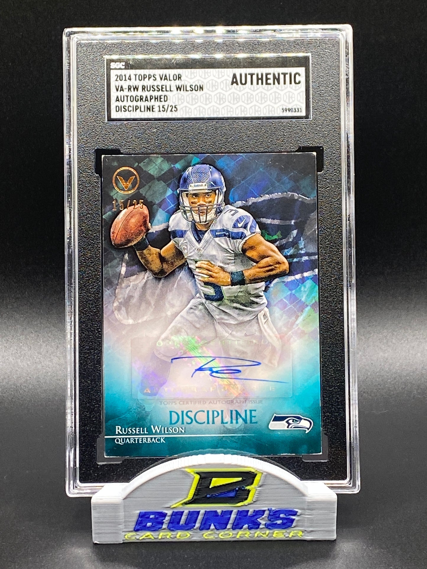 2014 Russell Wilson AUTOGRAPHED 15/25 (Box B4)
