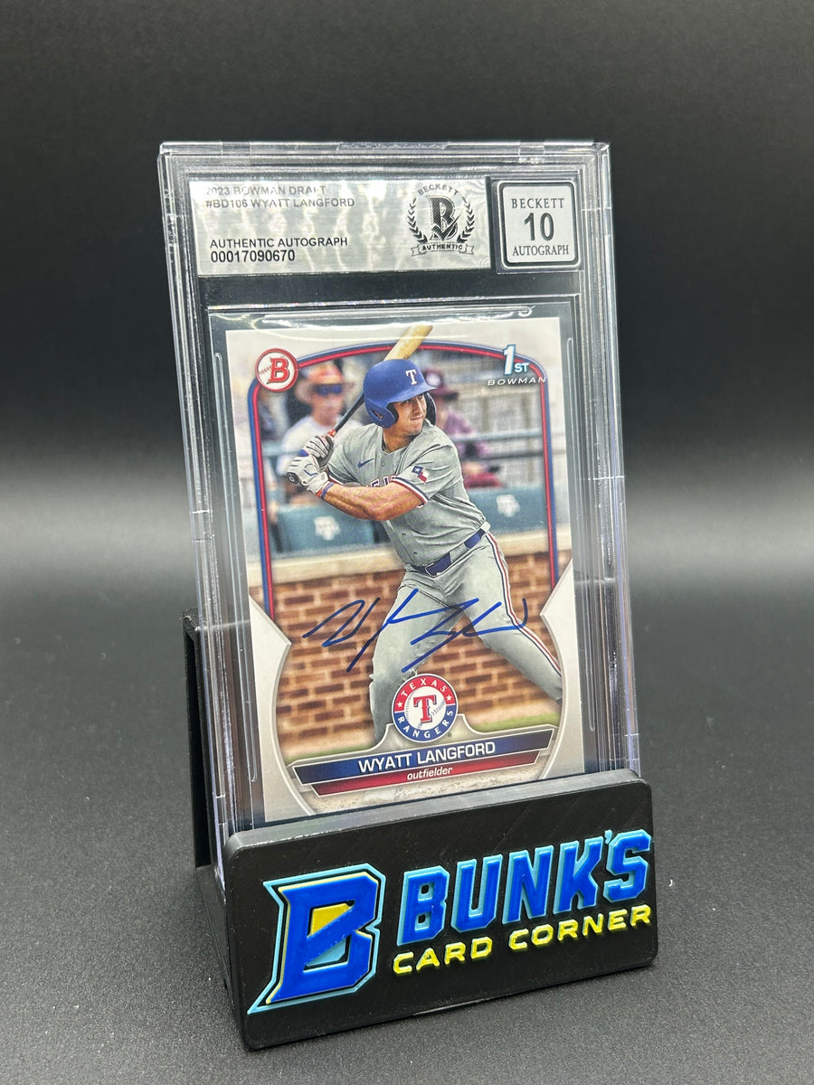 2023 Wyatt Langford First Bowman Draft On-Card Auto Beckett Auto-10