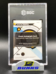 2023-24 Austin Reaves AUTOGRAPHED Black Refractor 6/25 (Box B6)