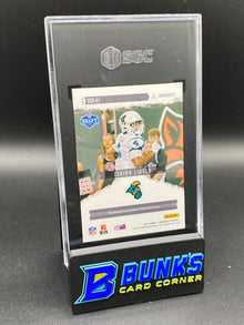 2022 Isaiah Likely Auto. Green SGC 10/9.5 (Box 32)