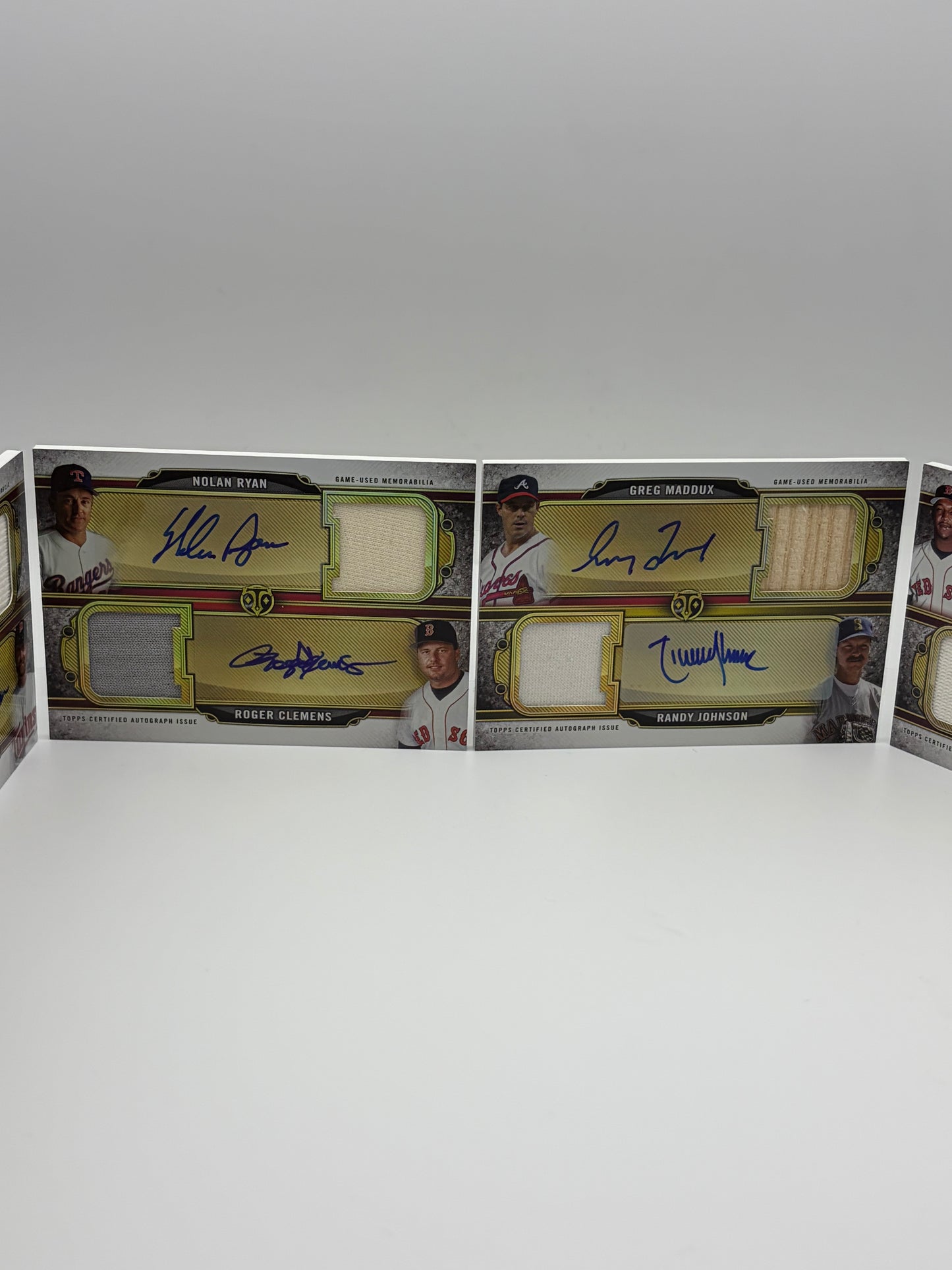 Autograph Deca Relic Combo Book