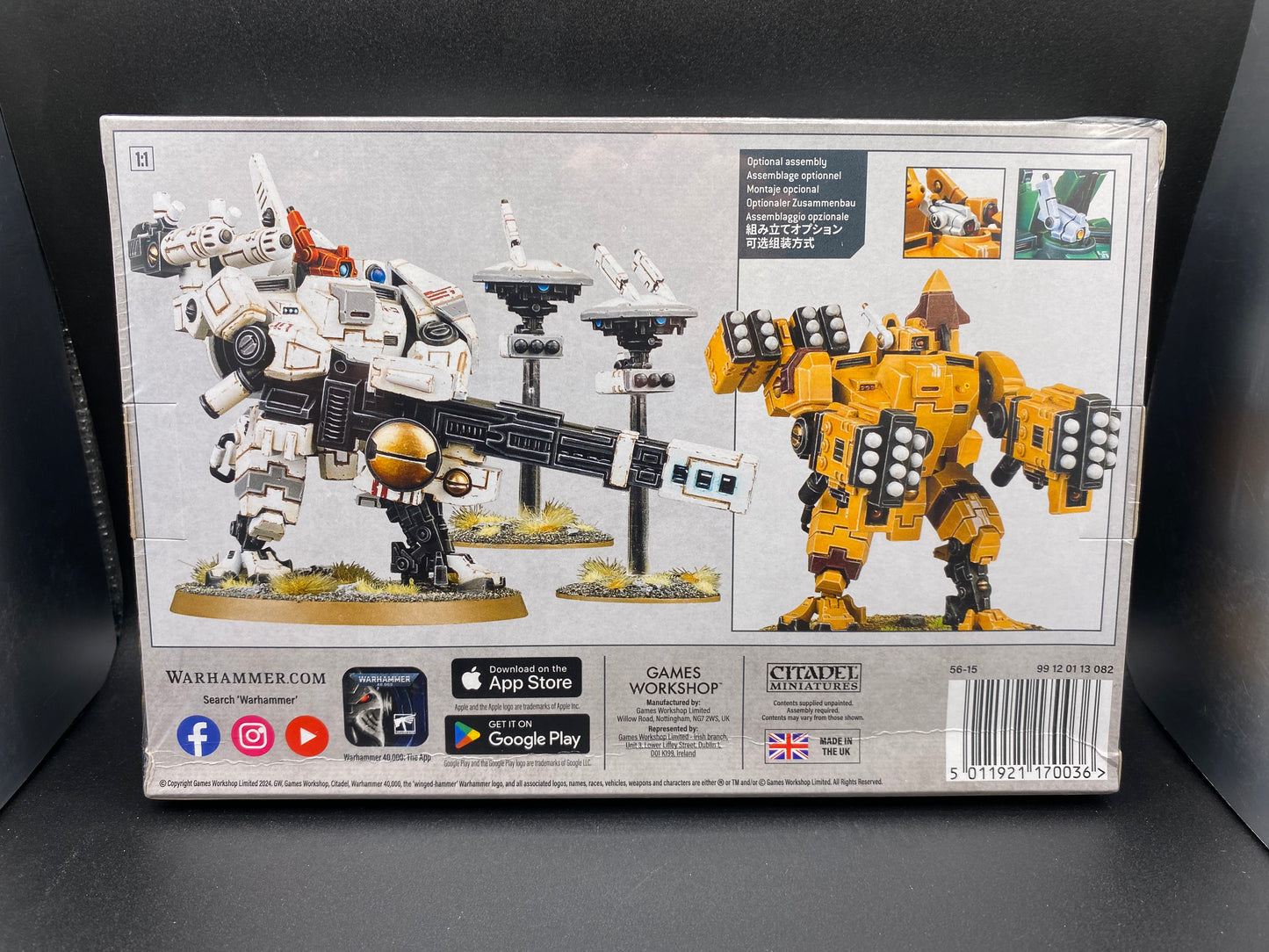 Warhammer T'au Empire Broadside Battlesuit