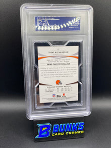 2012 Trent Richardson Auto Silver Rainbow 32/50 PSA 8