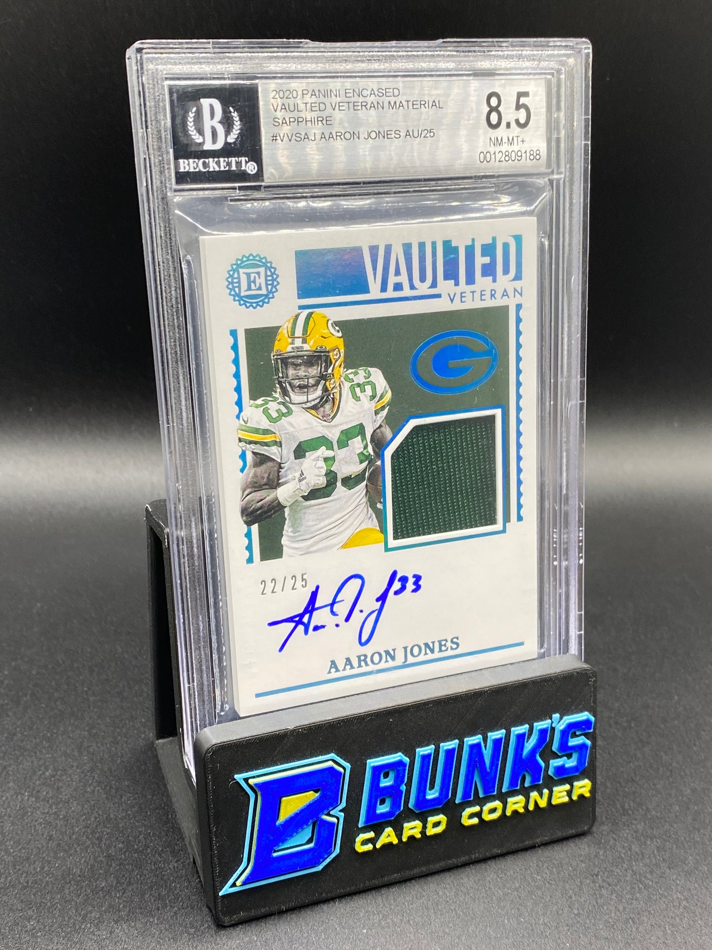2020 Aaron Jones Sapphire Auto Patch 22/25 Beckett 8.5/10