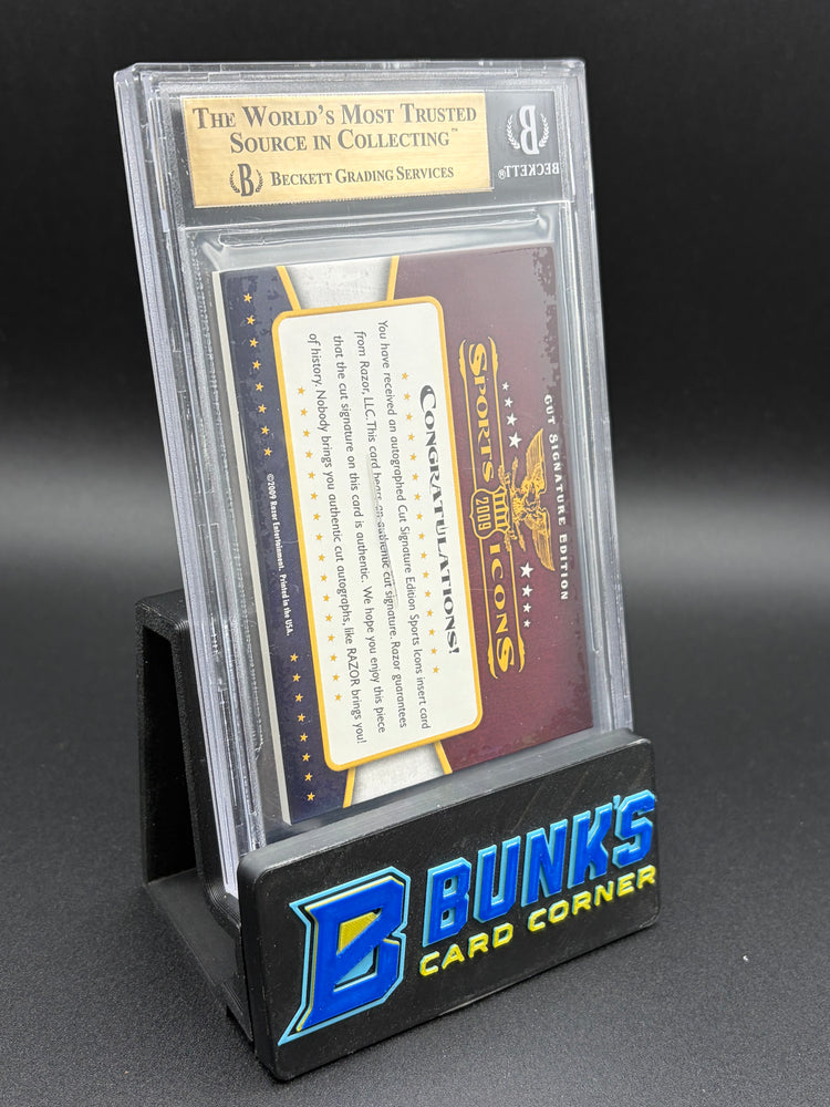 2009 Cool Papa Bell Razor Cut Signatures Sports Icon Edition Beckett 25/34