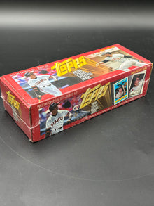 1997 The Complete Set Topps Major League Baseball Cards