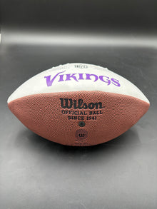 Adam Thielen Auto Beckett Cert Football