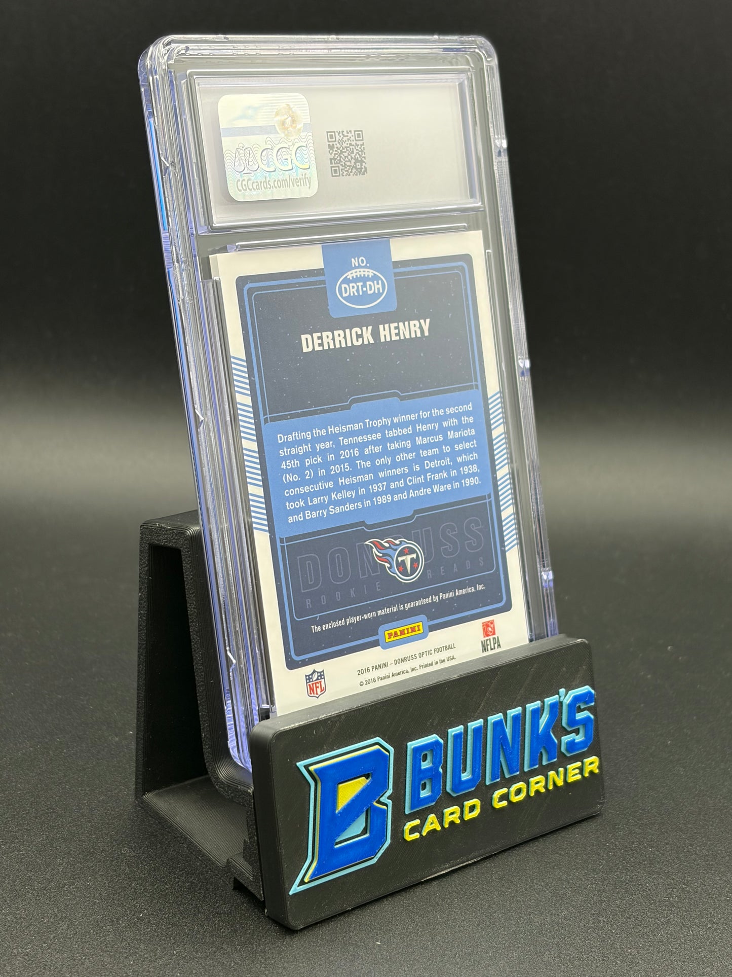 2016 Derrick Henry Blue & Green Donruss Rookie Threads CGC 9