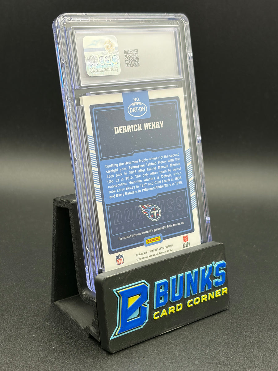 2016 Derrick Henry Blue & Green Donruss Rookie Threads CGC 9