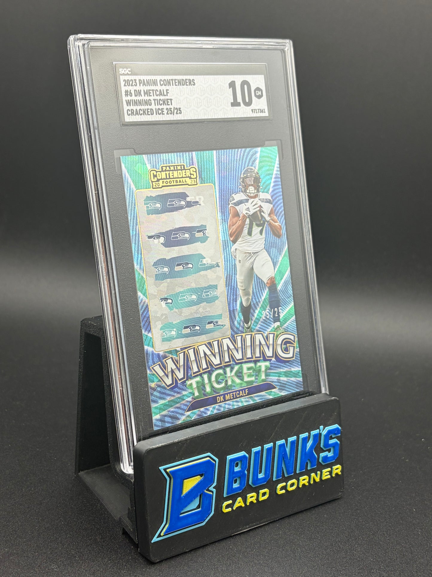 2023 DK Metcalf Winning Ticket Cracked Ice SGC 10 25/25