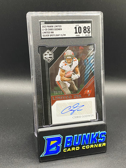 2023 Chris Godwin Limited Ink Silver Spotlight Auto. SGC 10/8 (Box A4)