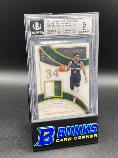 2021-22 Giannis Antetokounmpo Jersey Game Worn Bechett 9