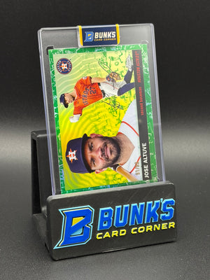 2025 Jose Altuve Topps Chrome Platinum Green Vibrations Refractor 91/99