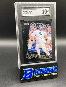 2000 Derek Jeter Onyx Extreme SGC 10