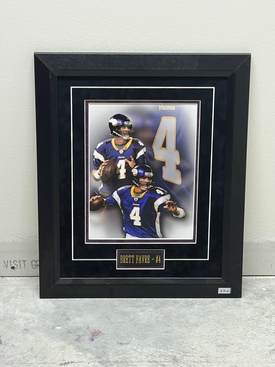 Brett Favre #4 Frame 15x17.5