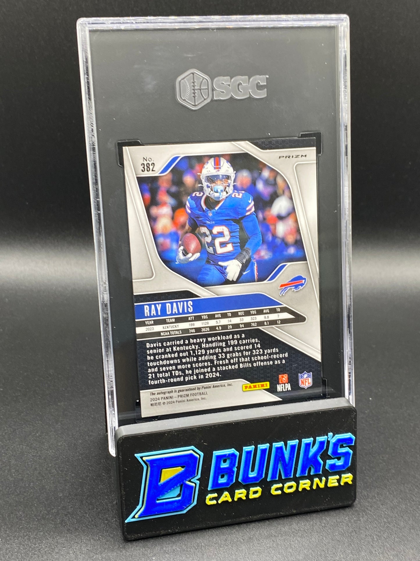 2024 Ray Davis Auto. Pink Prizm SGC 10/10