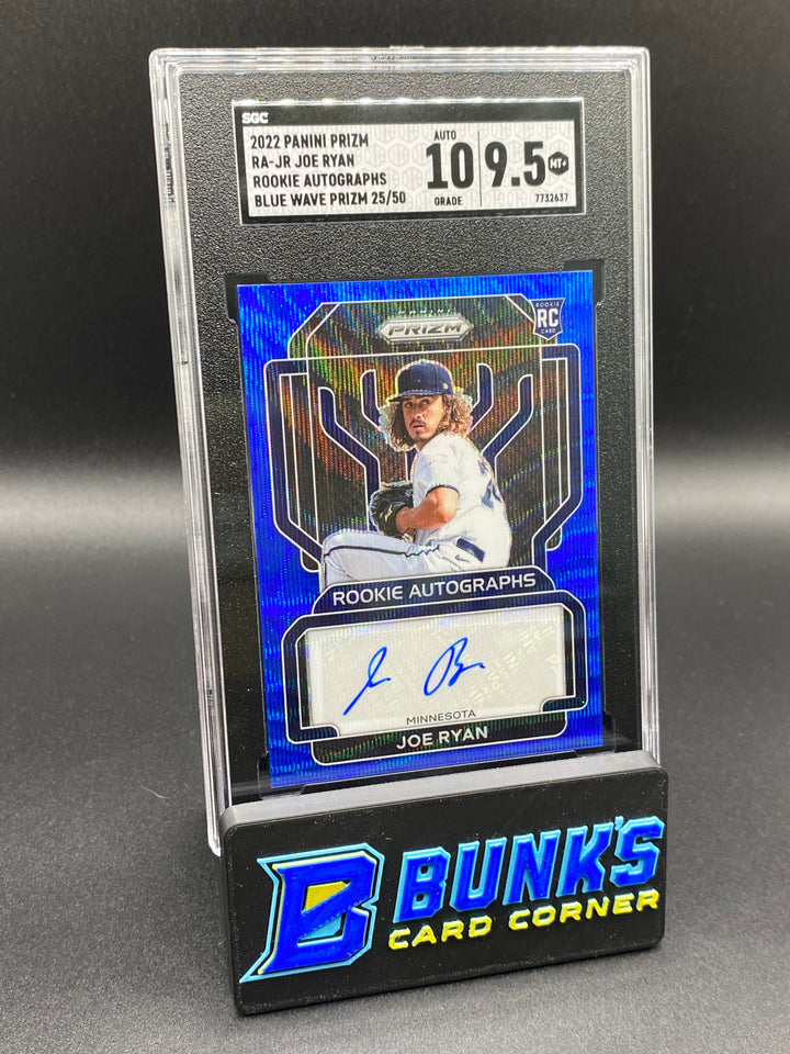 2022 Joe Ryan Rookie Auto. Blue Donut Circles 25/50 SGC 10/9.5