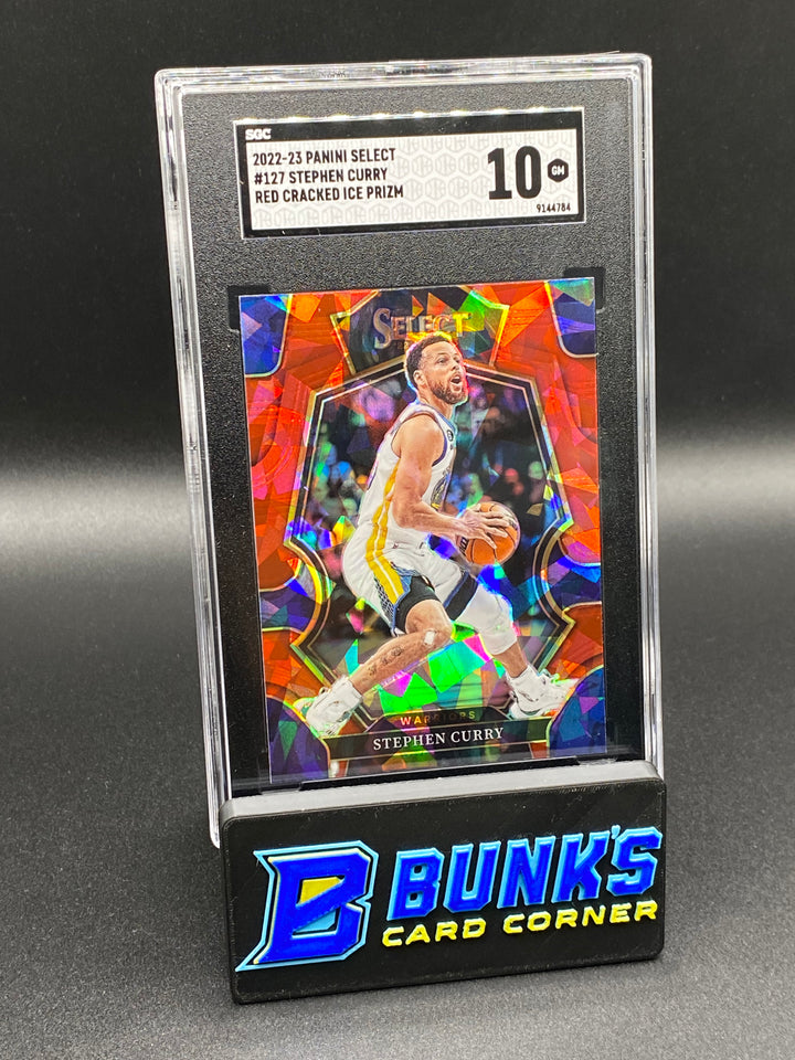 2022-23 Stephen Curry Red Cracked Ice Prizm SGC 10
