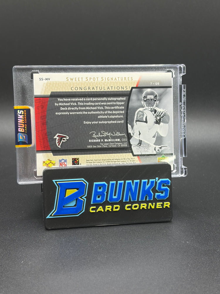 2004 Michael Vick Sweet Spot Signatures Upper Deck 52/100