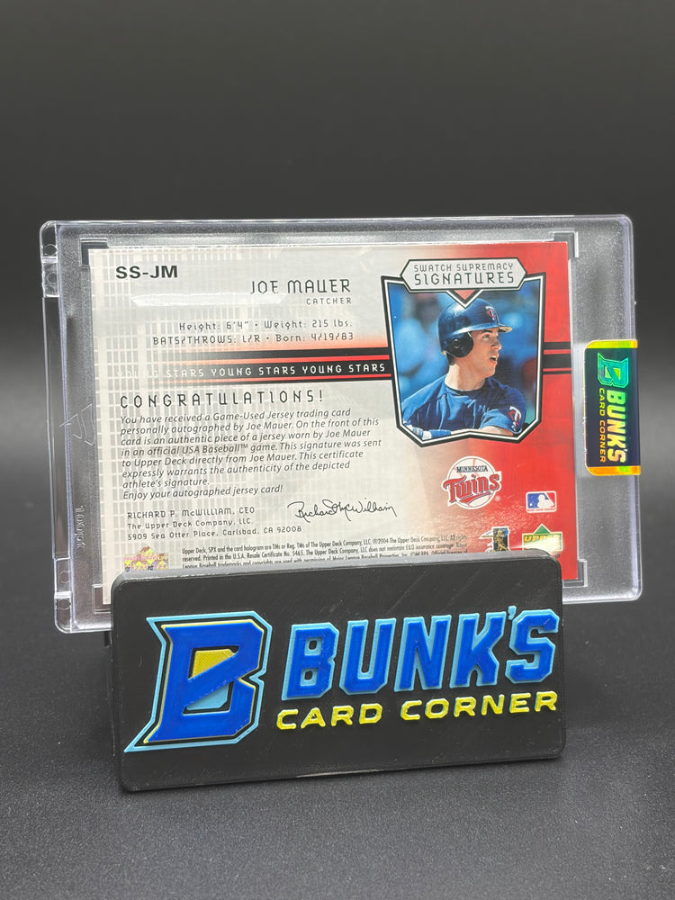 2004 Joe Mauer Swatch Supremacy Signatures Upper Deck Patch 143/999