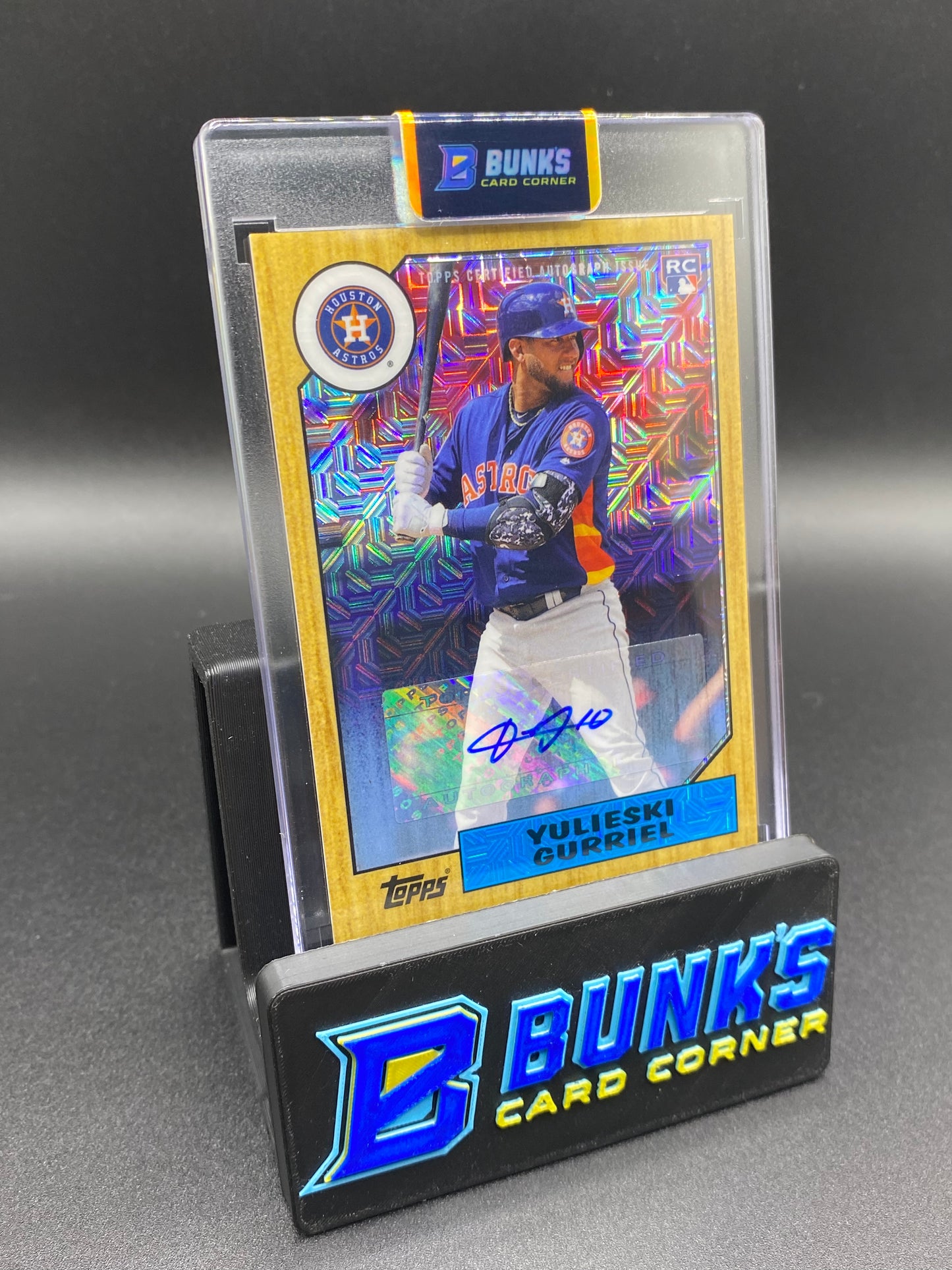 2017 Yulieski Gurriel Mega Box Gold Auto 26/50