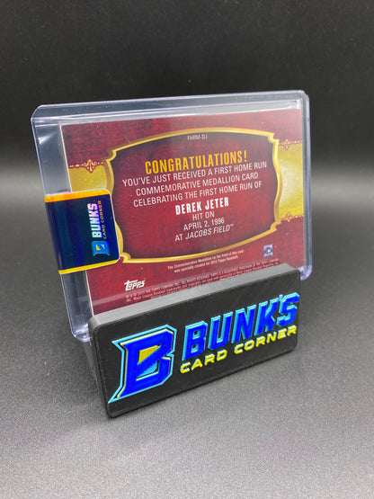 2015 Derek Jeter Commemorative Medallion