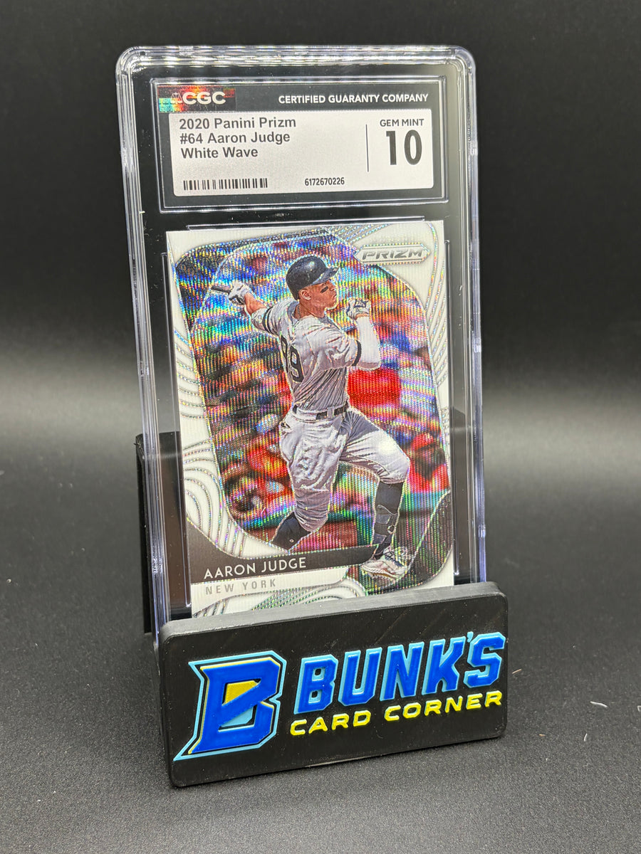 2020 Aaron Judge White Wave Prizm CGC 10