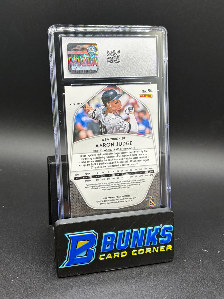 2020 Aaron Judge White Wave Prizm CGC 10