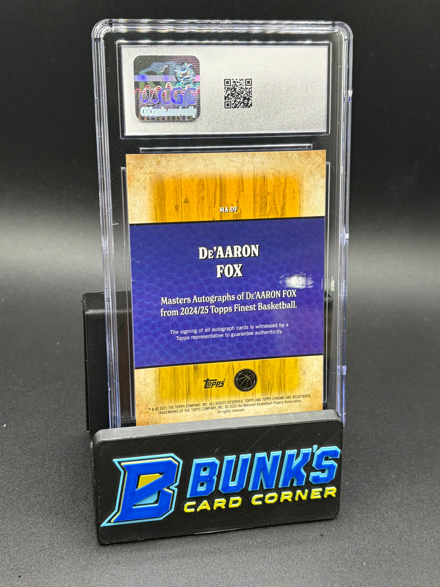 2024-25 De'Aaron Fox Gold Refractor Masters Auto CGC 10 Auto 10 42/50