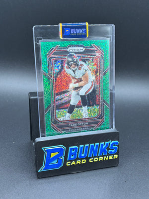 2022 Cade Otton Prizm Green Sparkle 1/8 RC
