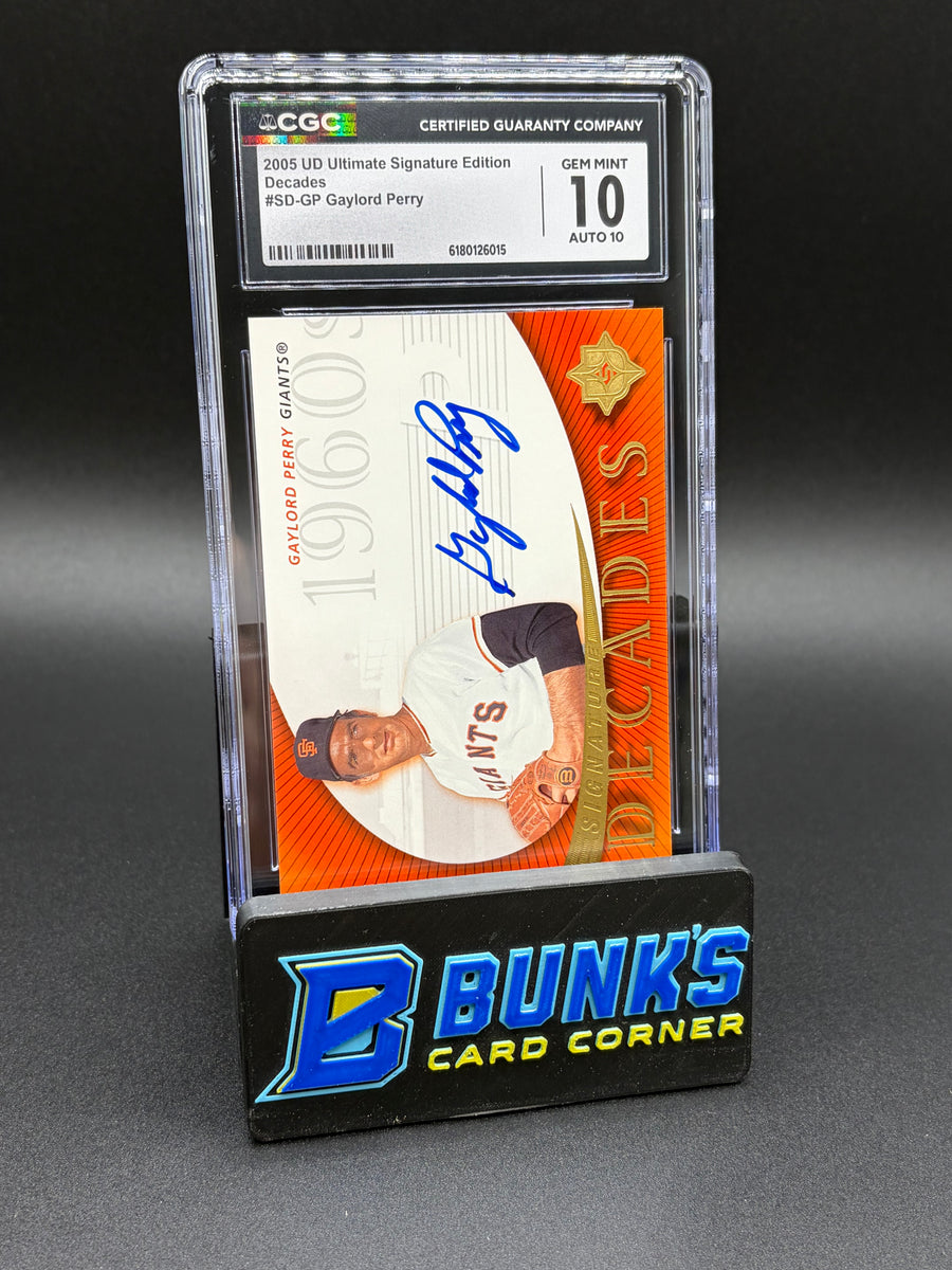 2005 Gaylord Perry Decades Ultimate Sig Edition CGC 10 Auto 10