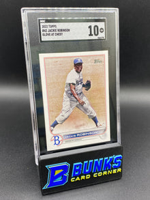 2022 Jackie Robinson Glove At Chest SGC 10