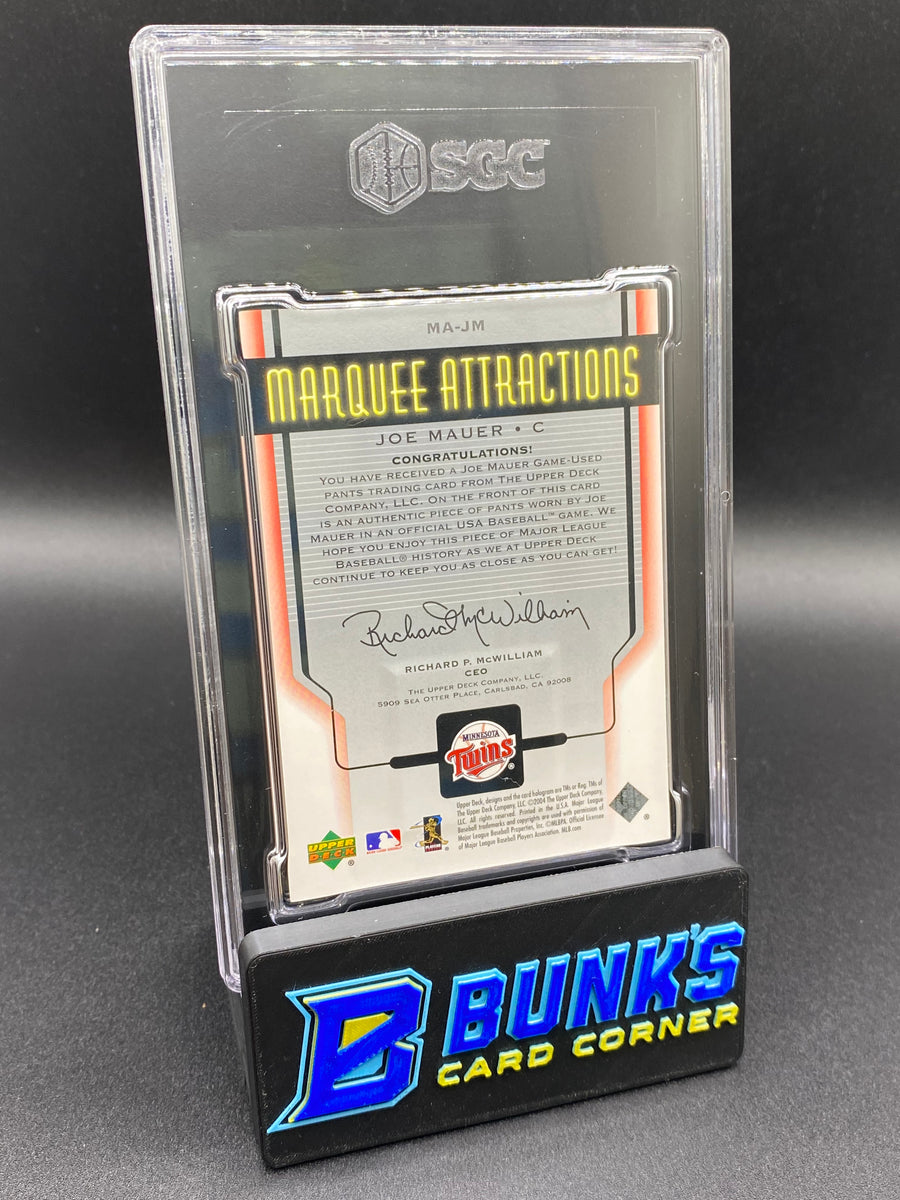 2005 Joe Mauer Marguee Attractions Material SGC 9.5