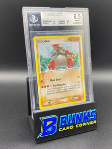 2004 Groudon Holo Hidden Legends Beckett 8.5