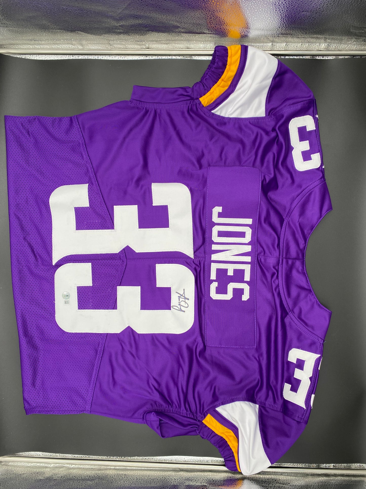 Aaron Jones Signed Jersey Vikings