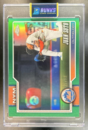 Juan Soto 2026 Topps Chrome #17 Image Variation Green Refractor 23/99 Mets